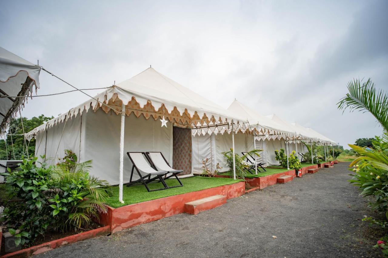 Unity Holiday Tent City Kevadia Exterior photo